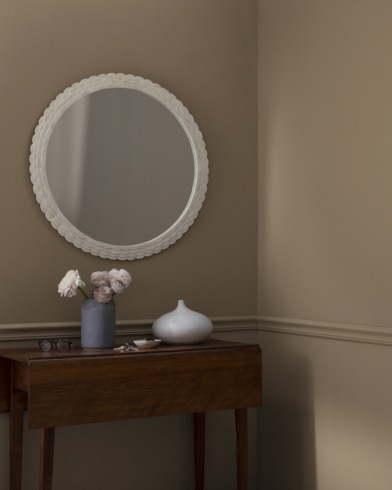 Painted walls with Buckhorn 987