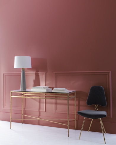 Painted wall with Chestnut 2082-10