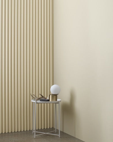 Painted walls with Natural Cream OC-14